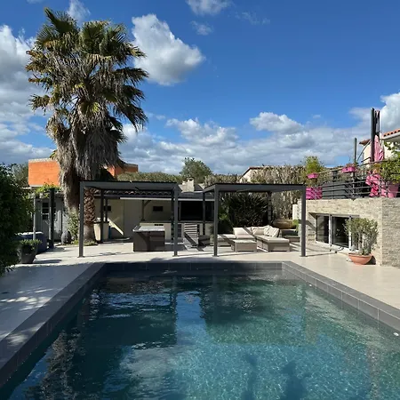 Chez Isa - Avec Jacuzzi Interieur Et Piscine Chauffee Lejlighed